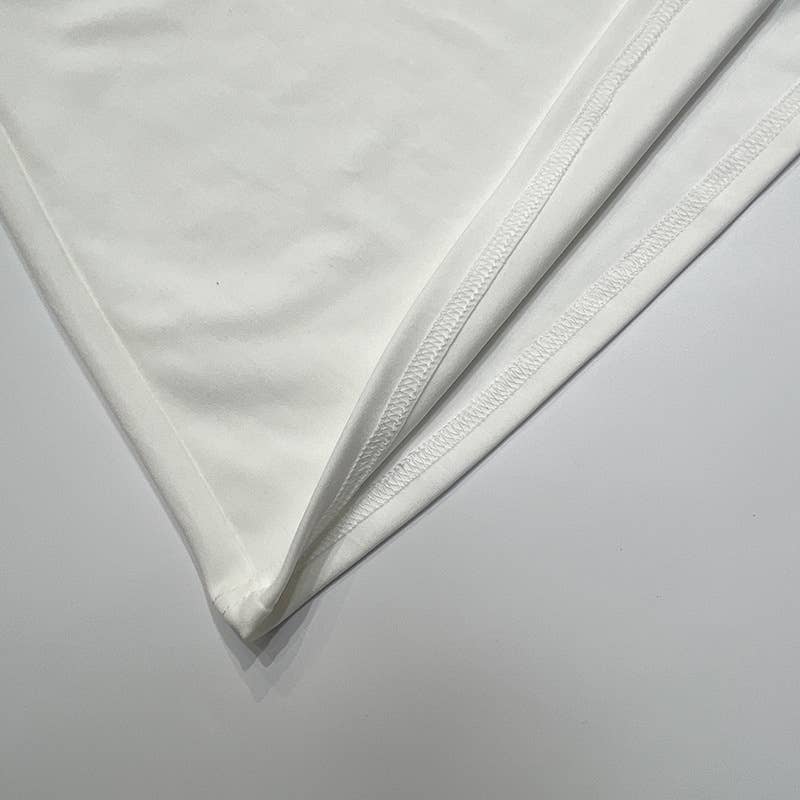 A stylish and elegant sleeveless strapless dress