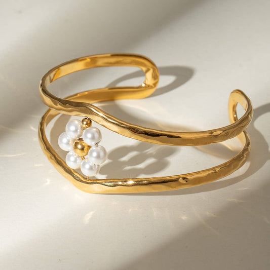 18K Gold Pearl Floral Double-Layer Cuff Bracelet_CWAJE4795