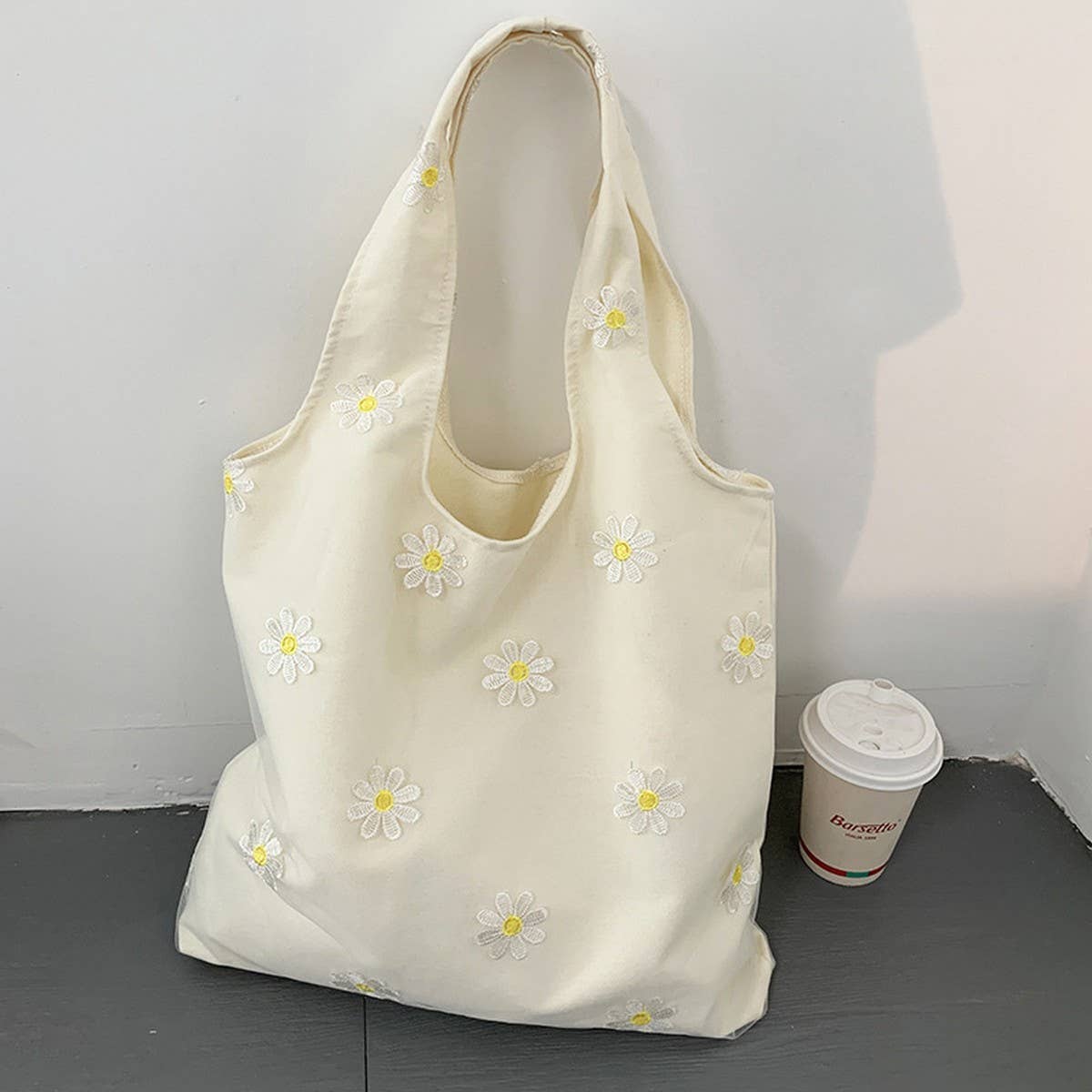 CANVAS WITH BEAUTIFUL BUTTERFLY EMBROIDERY_CWAB2040