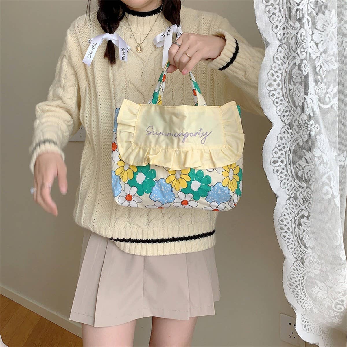 CWAB5819_SWEET RUFFLED FRESH EMBROIDERED CANVAS HANDBAG