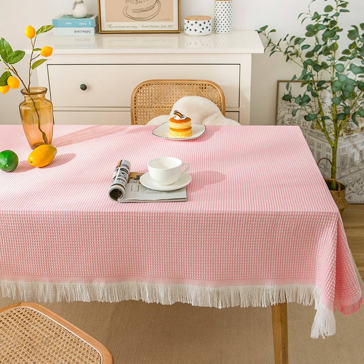 White Round Tablecloth for Desk or Decor