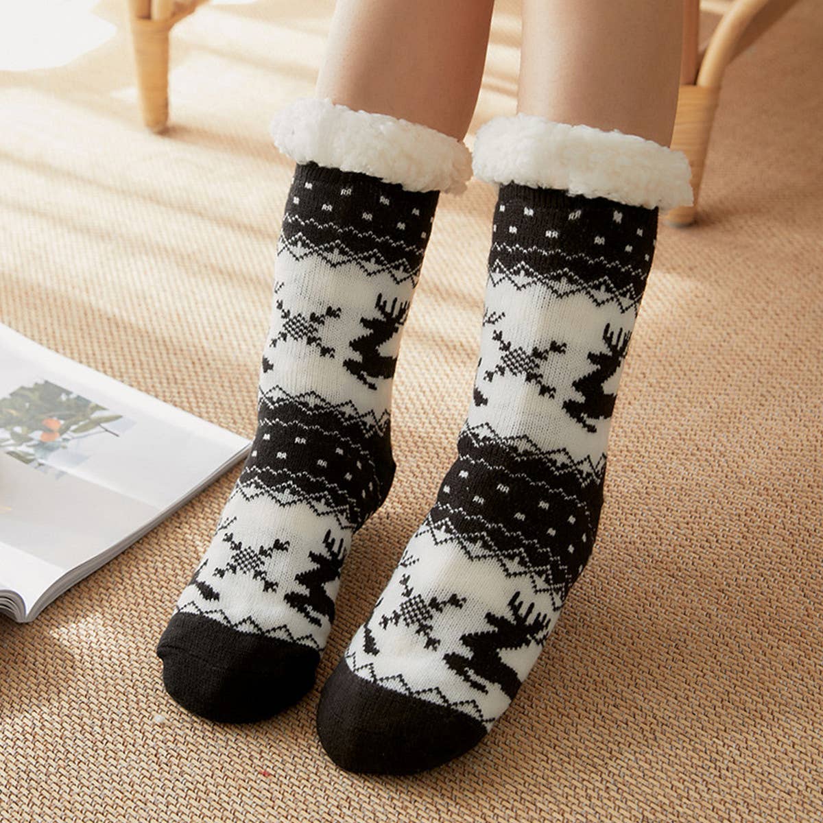CHRISTMAS WARM PLUSH INDOOR SLIPPERS