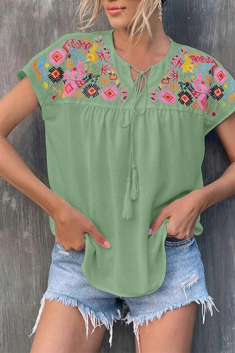 CWTSTS0662_SUMMER EMBROIDERED TASSEL TIE NECK SHIRT