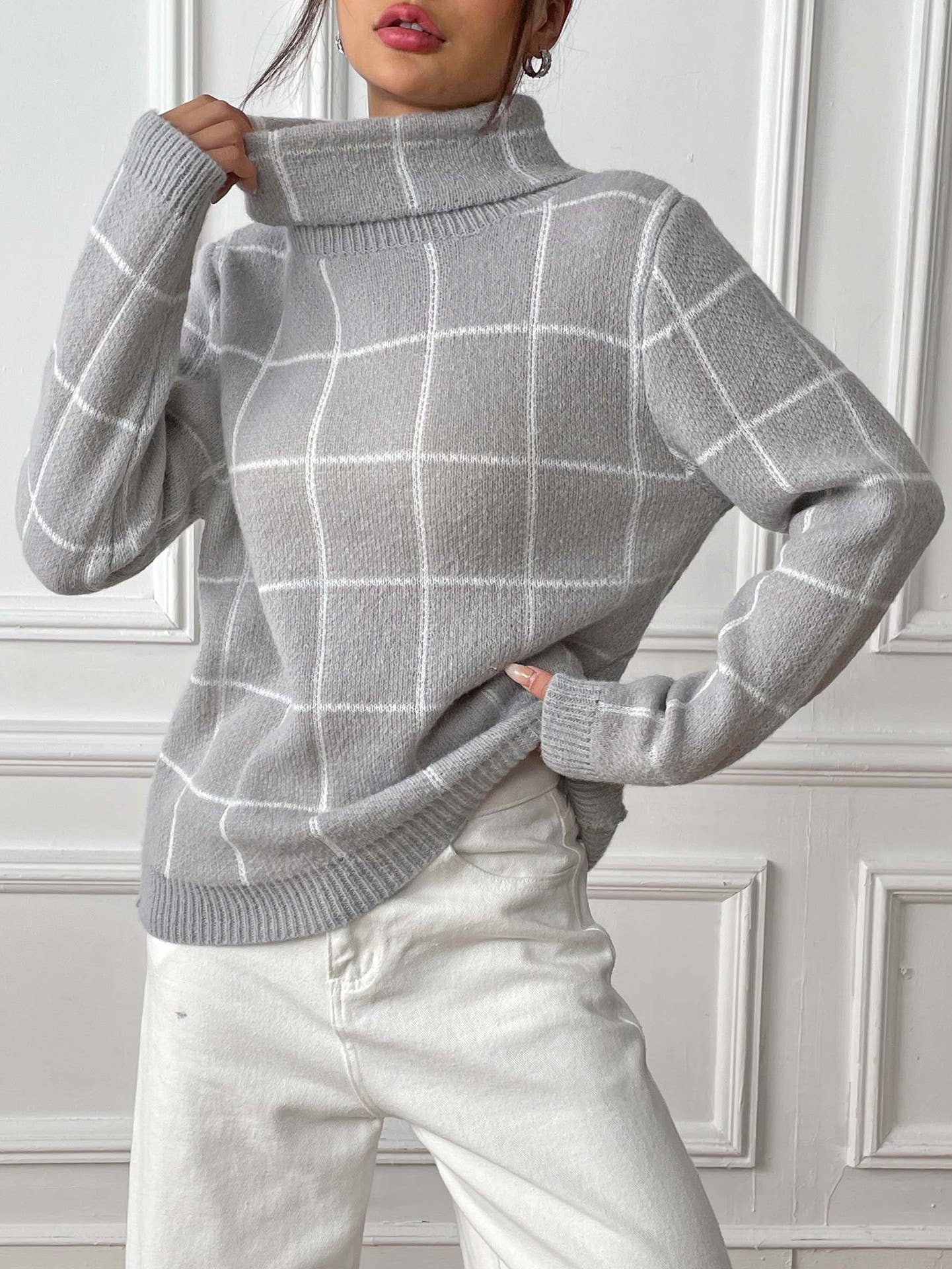 Contrasting plaid turtleneck tops