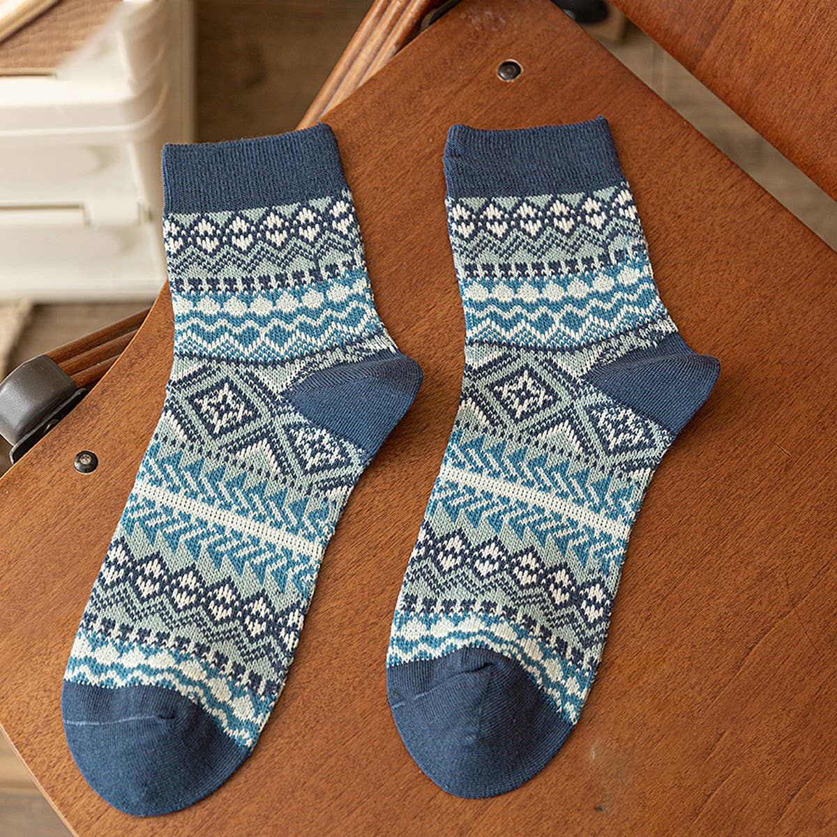 CWMS02731_VINTAGE TRIBAL STRIPE SHORT CREW KNIT SOCKS