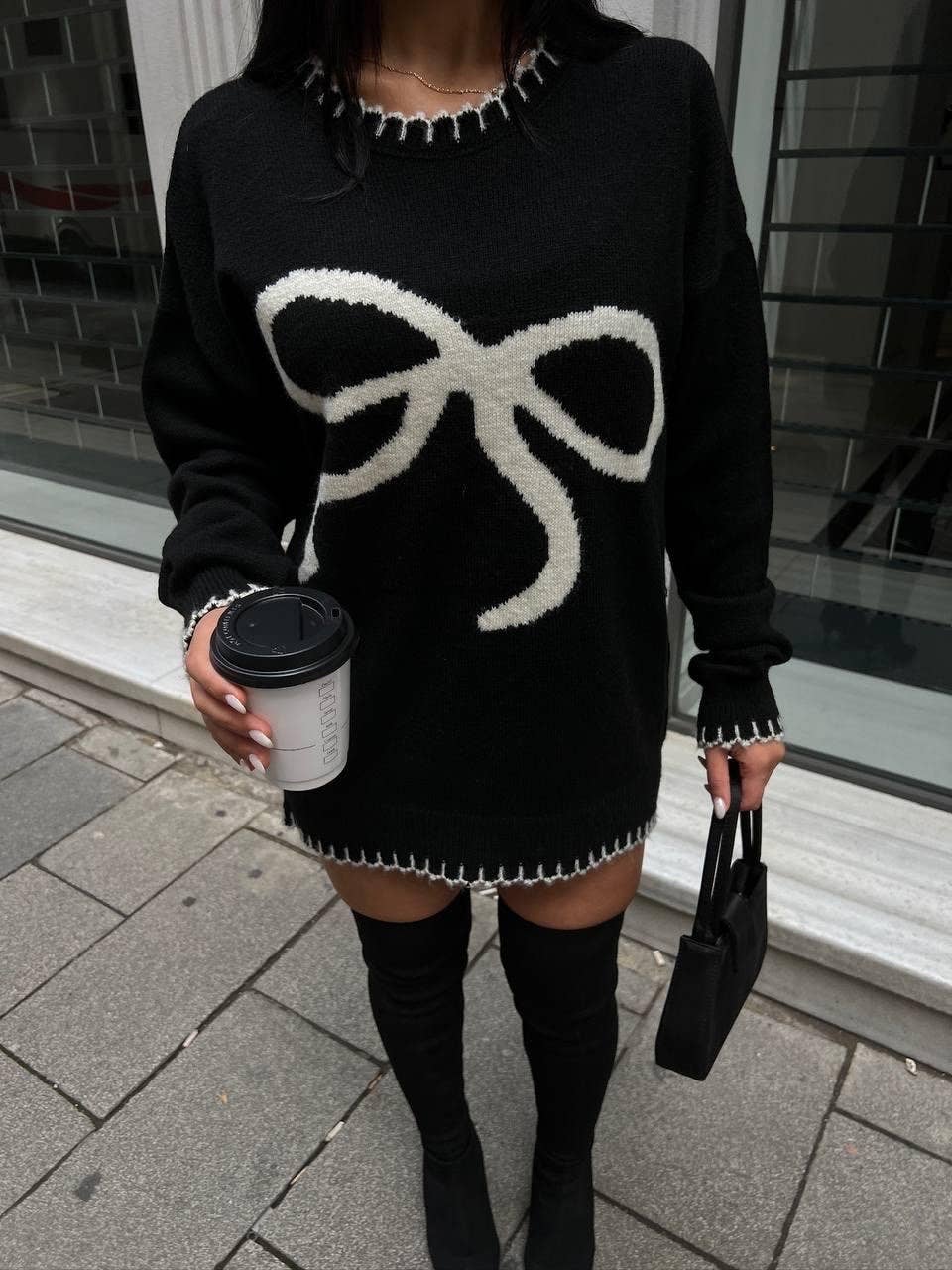 COLOR CONTRAST BOW JACQUARD ROUND NECK SWEATER