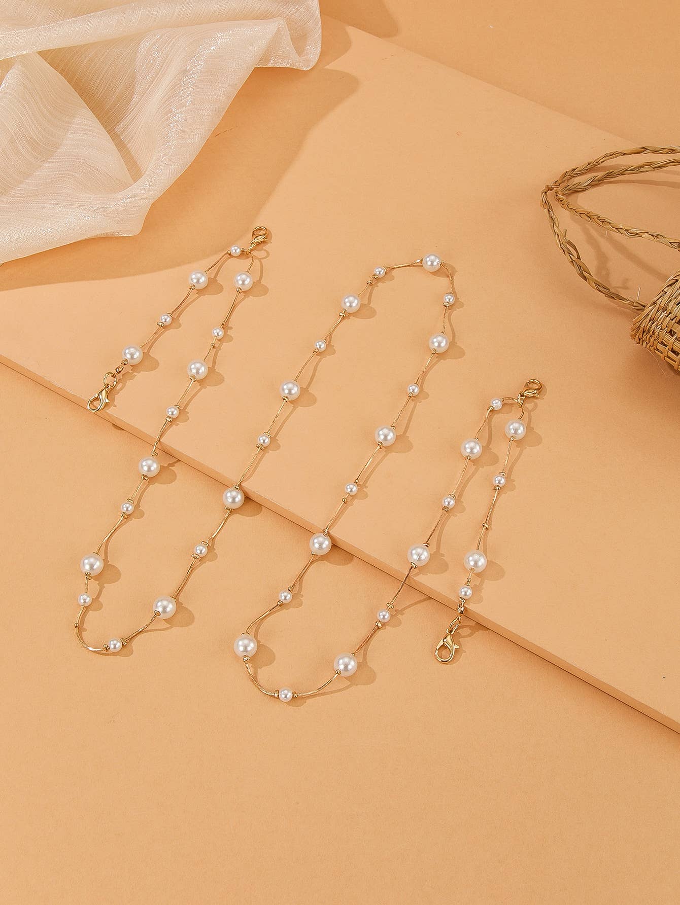Dress delicate and high-end pearl waist chain