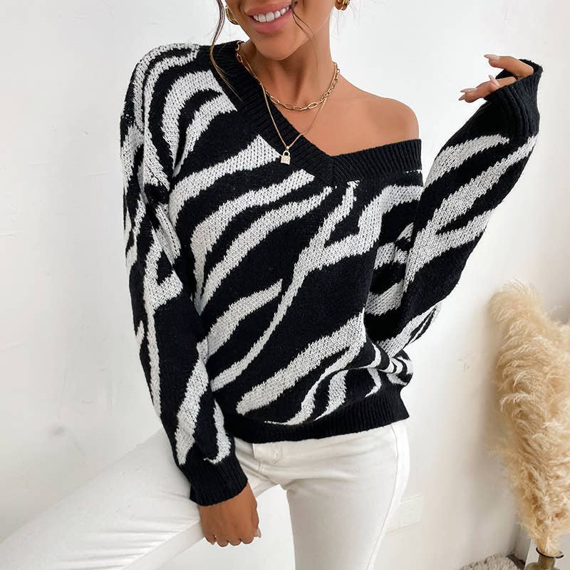 Fashionable zebra-patterned warm thick sweater