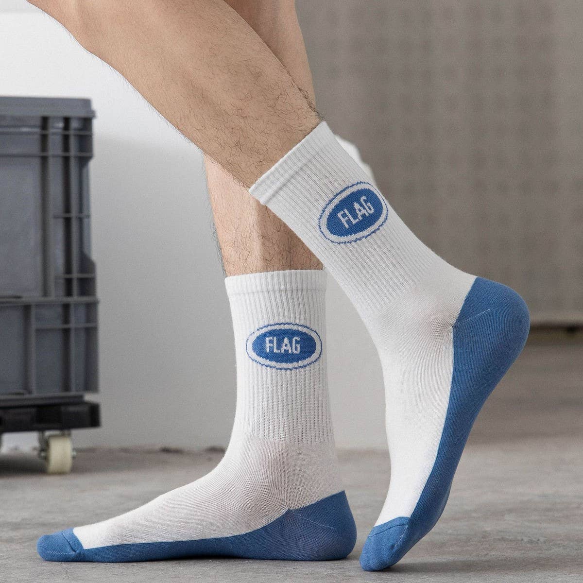 COTTON BREATHABLE LETTER SPORTS MID-CALF SOCKS