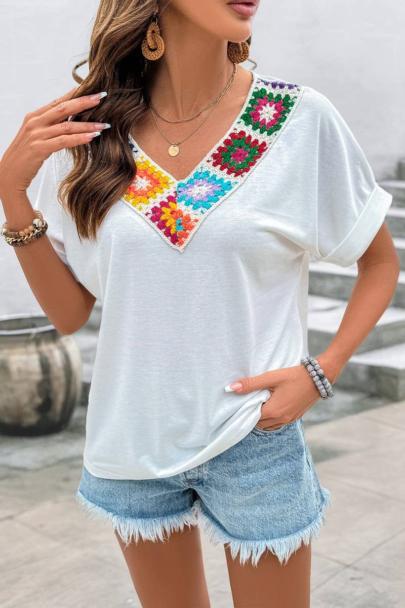 CWTBLS1859_BOHO V-NECK SHORT SLEEVE COLORFUL CROCHET TOP