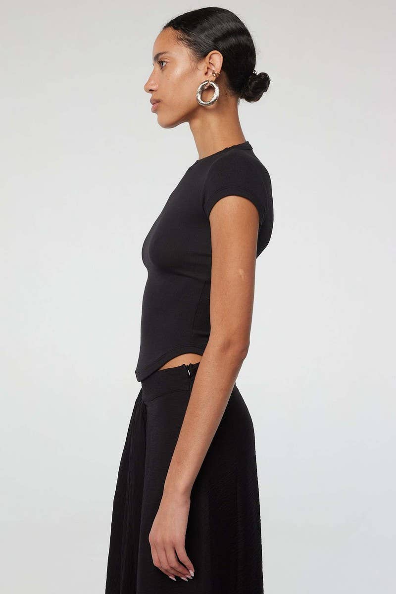 CWTBLS2208_BASIC CREW NECK SHORT SLEEVE SOLID T-SHIRT