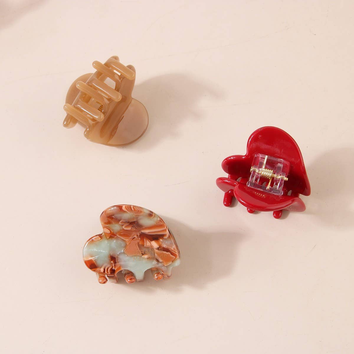 CWAHA1382_ACETIC ACID LOVE IRREGULARITY HAIR CLAW CLIP