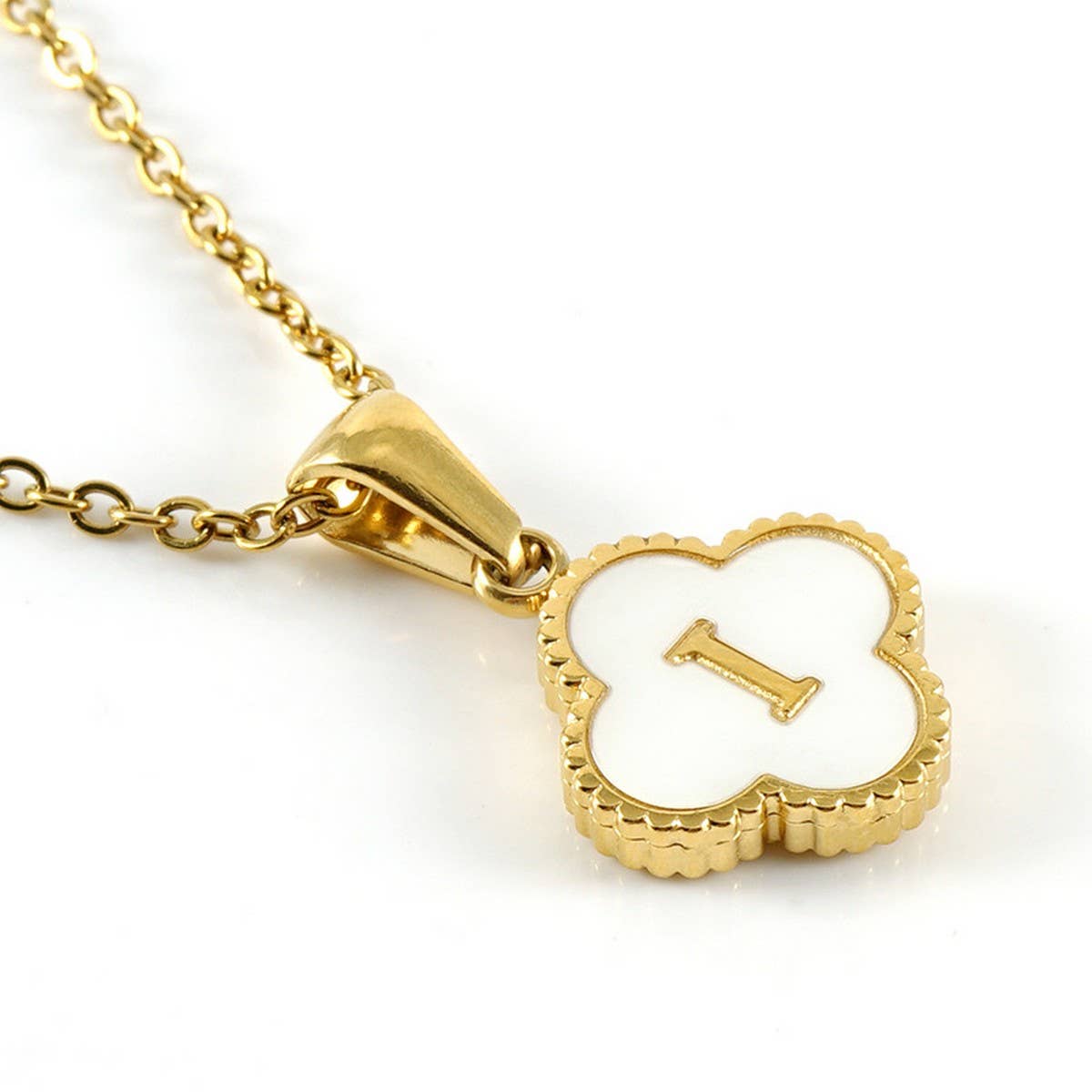 FOUR LEAF CLOVER 26 LETTER SHELL PENDANT NECKLACE