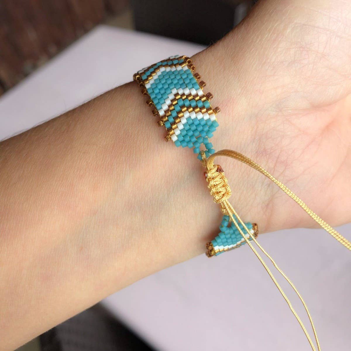 RICE BEAD HAND-WOVEN BEADED BRACELET