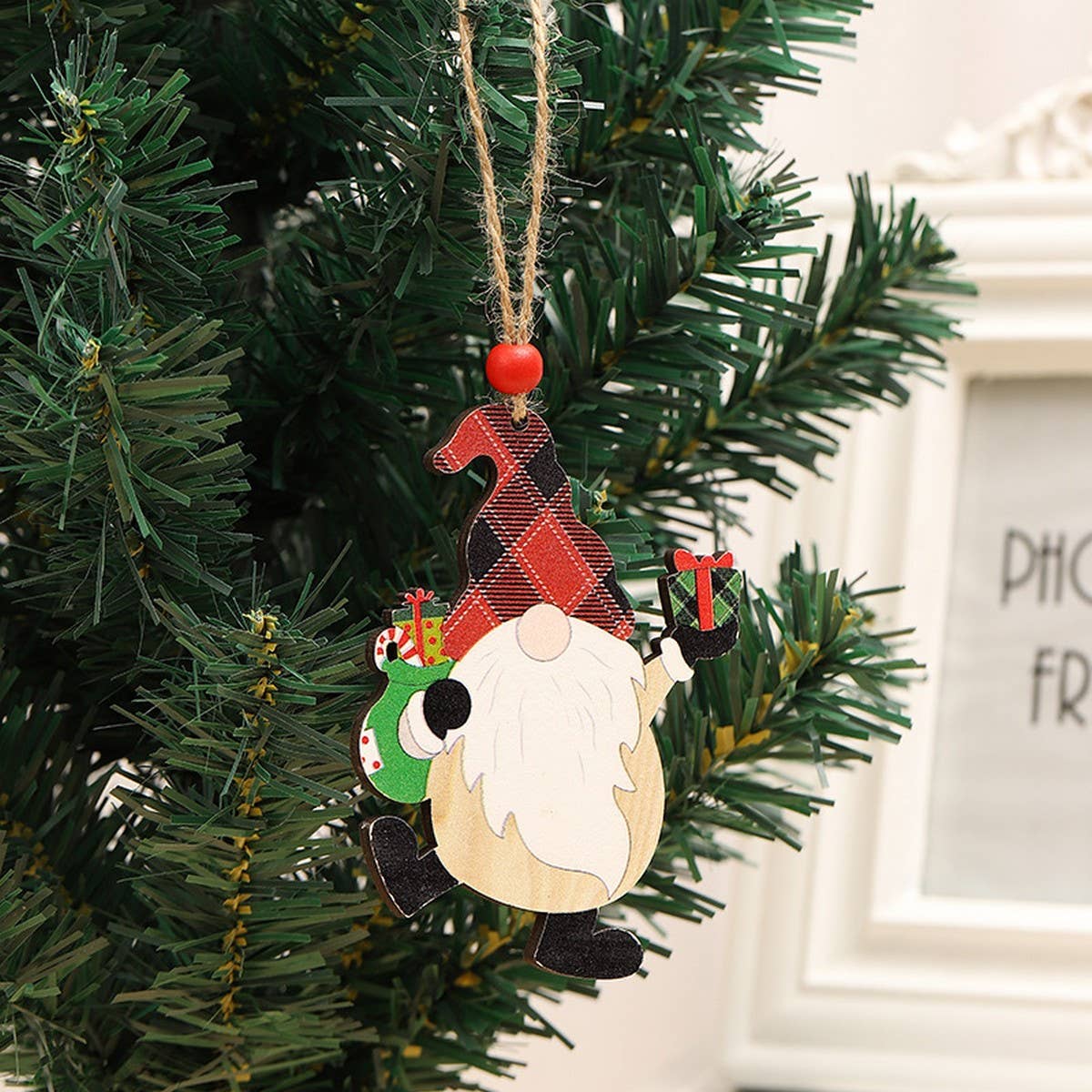 CHRISTMAS DECORATIONS PAINTED WOODEN PENDANTS