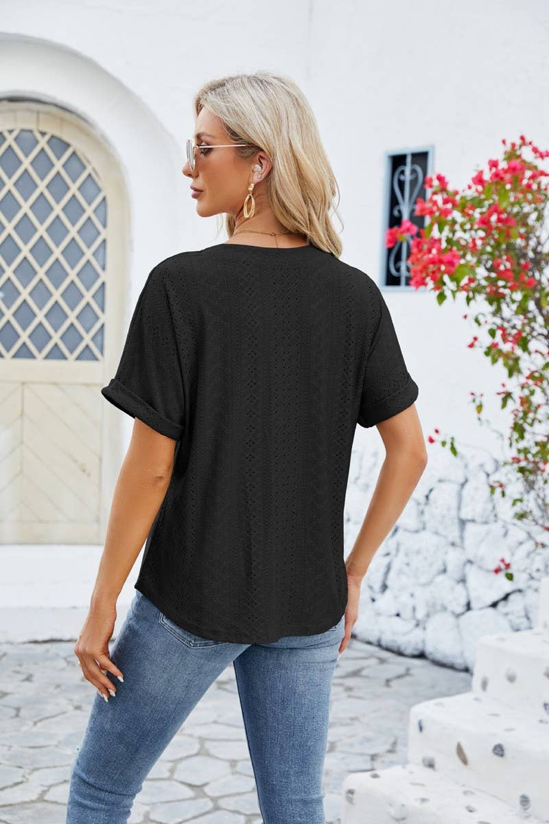 CWTBLS0884_V-NECK CUFFED SHORT-SLEEVED BUTTON-DOWN T-SHIRT