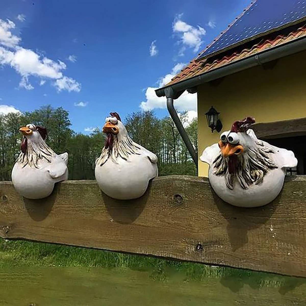 Creative Funny Chicken Resin Garden Fence Decor_CWAJE5299