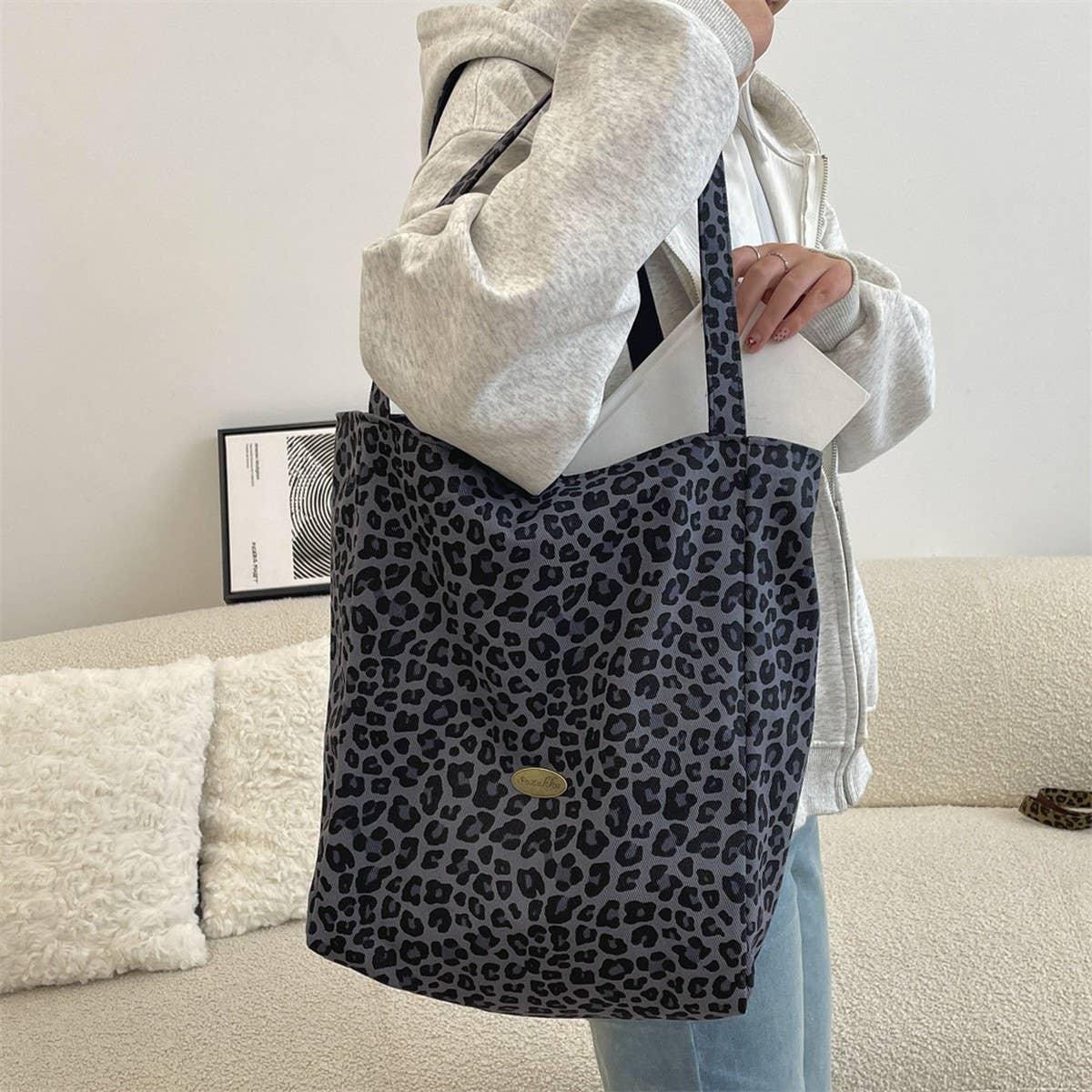 CWAB3898_LEOPARD PRINT SHOULDER UNDERARM CANVAS BAG