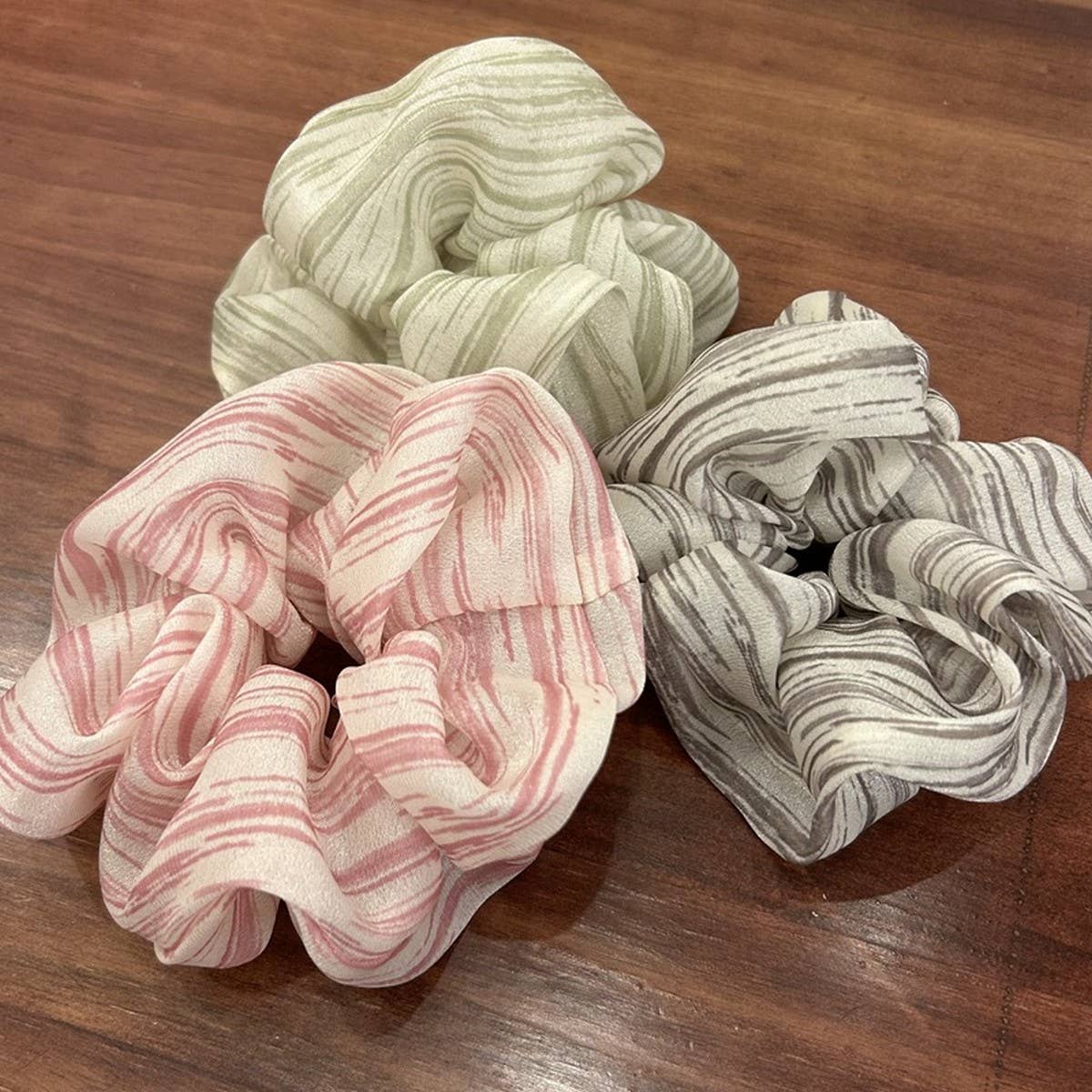 SWEET FLUFFY STRIPED HAIRBAND
