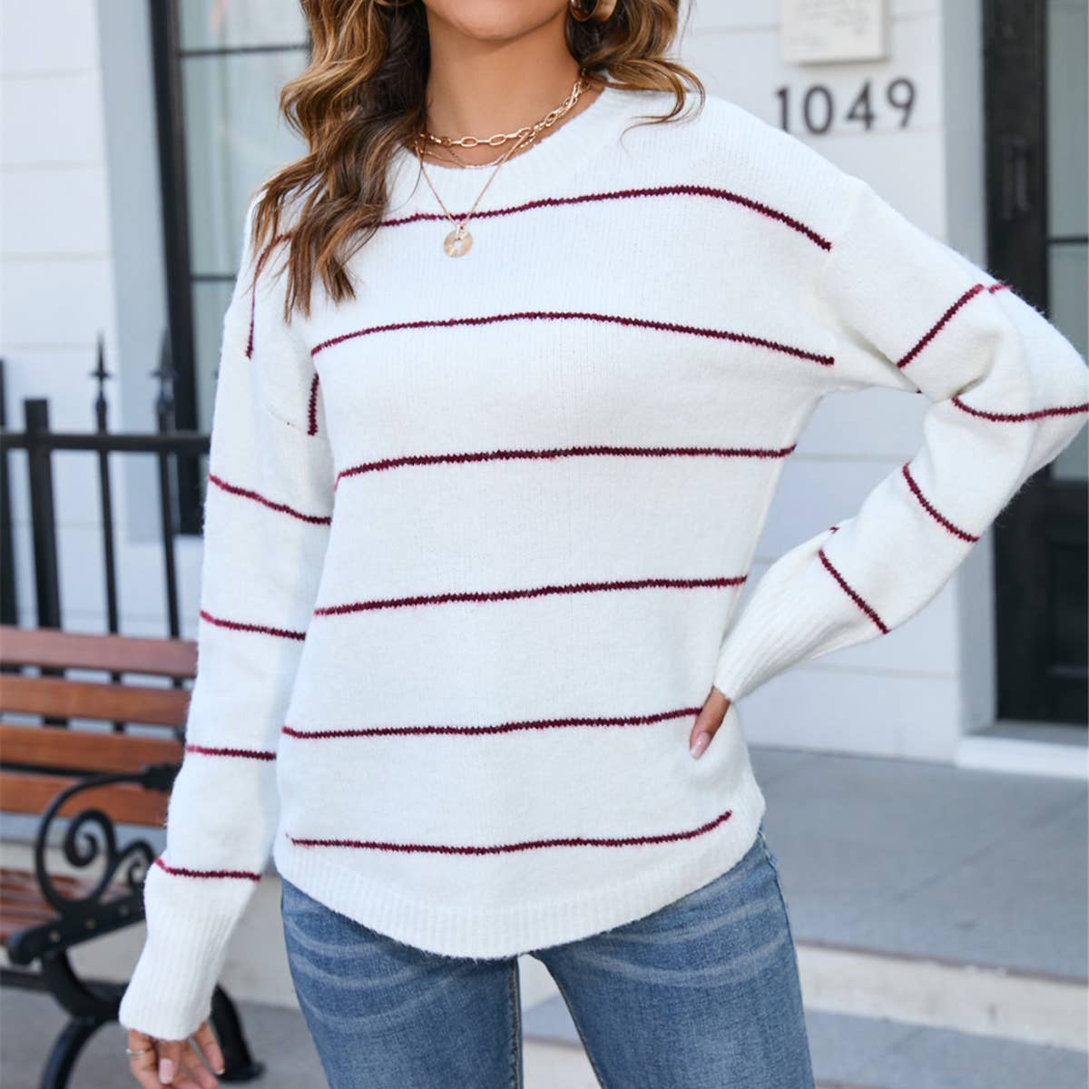 CREW-NECK STRIPED BASIC PULLOVER SWEATER