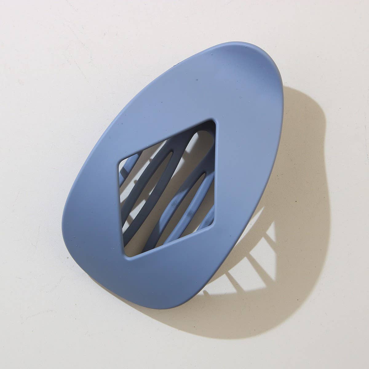 CWAHA07408_LEOPARD PRINT FLAT HAIR CLIP STYLISH GEOMETRIC