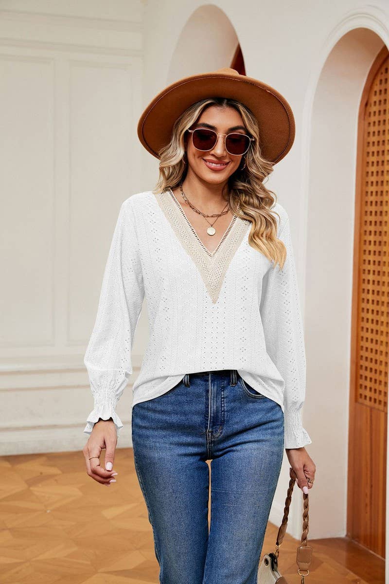 CWTBLL2389_V-NECK LACE STITCHING LONG-SLEEVED PULLOVER