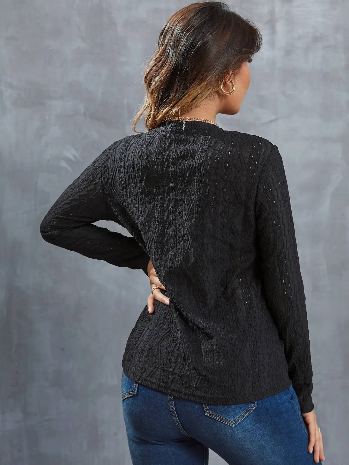 Breathable stretch round neck long sleeve T-shirt