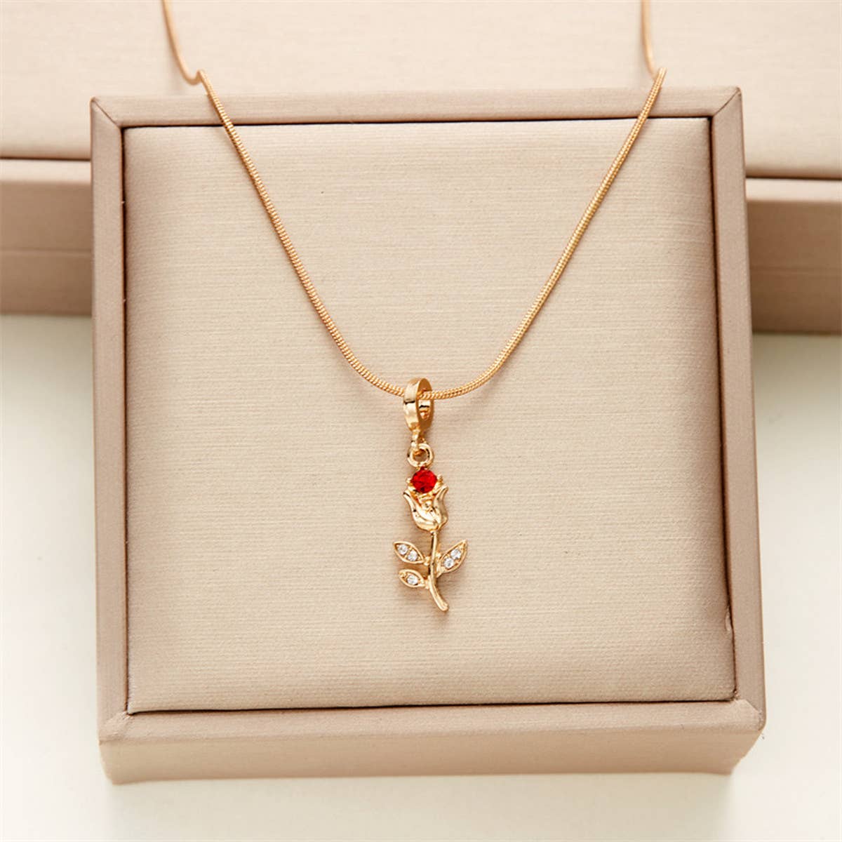 TULIP DIAMOND 3D FLOWER NECKLACE