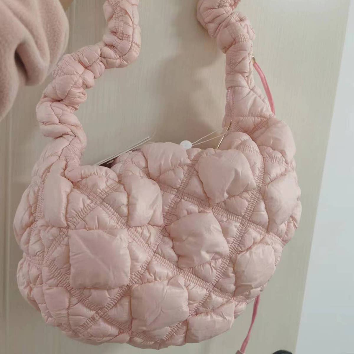 NEW DRAWSTRING PLEATED CROSSBODY BAG_CWAB1750