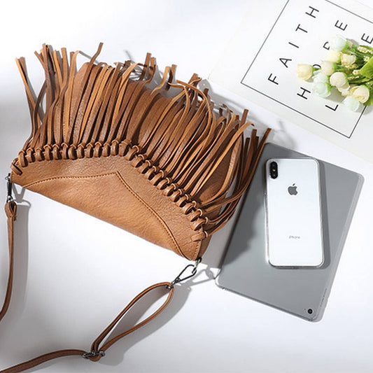 CWAB4562_ENVELOPE TASSEL SHOULDER CROSSBODY BAG