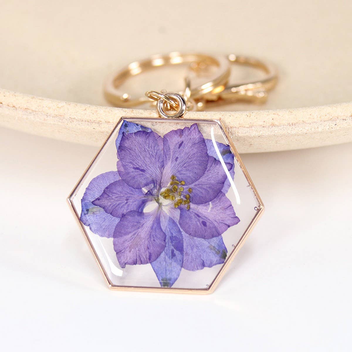 NEW NATURAL DRIED FLOWER KEYCHAIN PENDANT