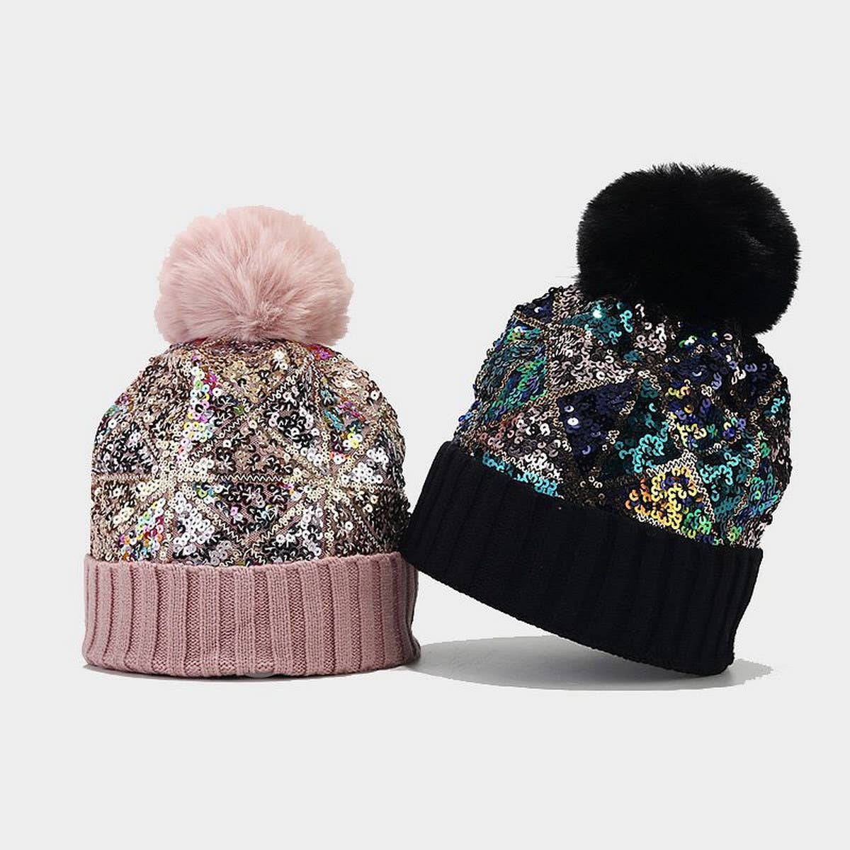 COLORFUL SEQUINED POM-POM KNITTED HAT_CWAH1613