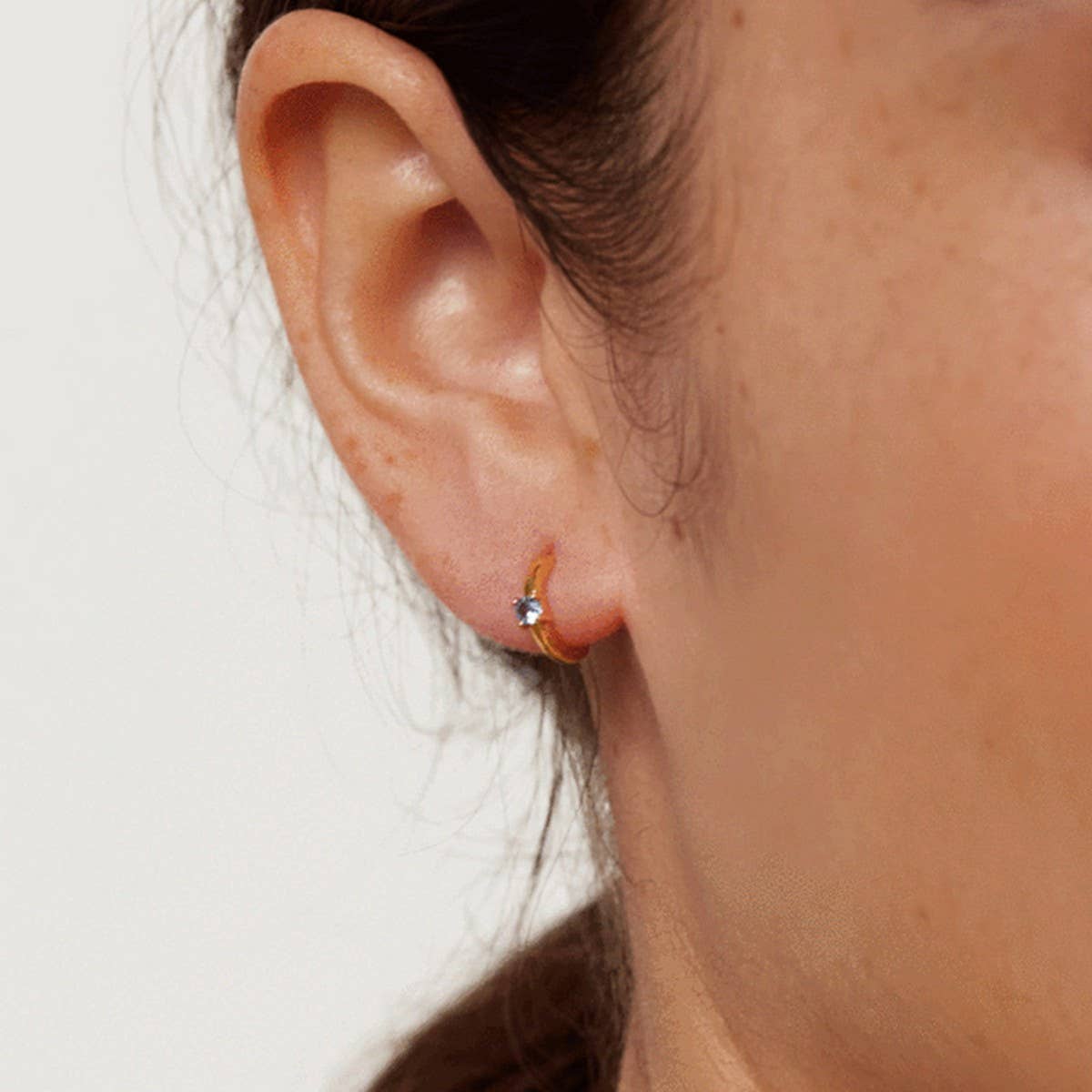MULTICOLOR C-SHAPED SIMPLE EXQUISITE EARRINGS