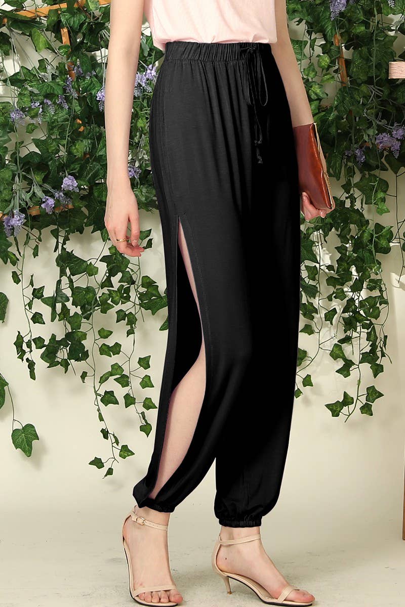 CWBLP427_LOOSE FIT SIDE SLIT DETAILED LONG PANT