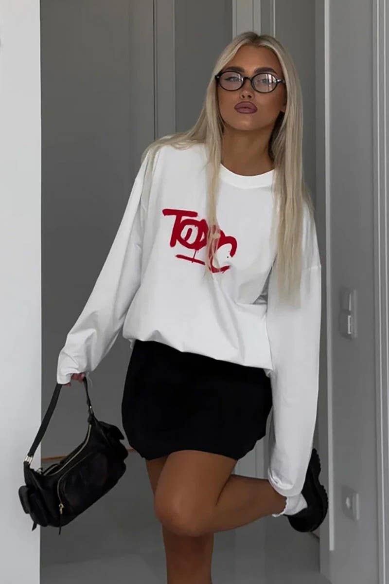 CWTBLL3455_ROUND NECK CONTRAST LETTERING LONG SLEEVE TOP