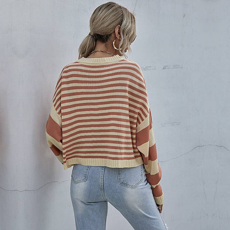 CONTRASTING COLOR STRIPED CREW NECK LOOSE KNIT