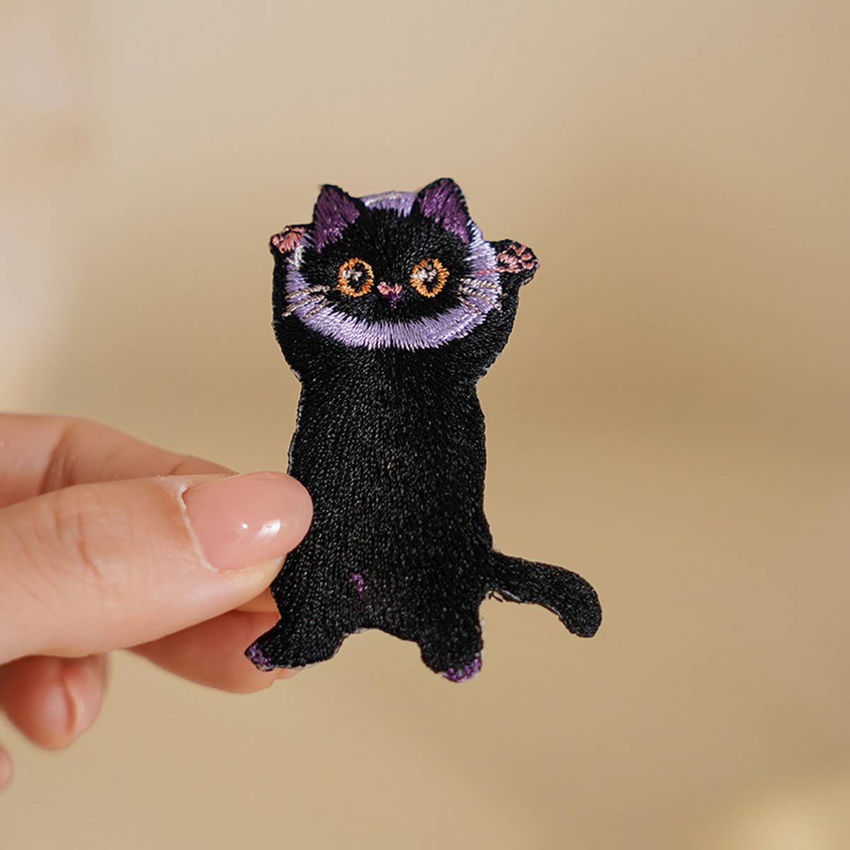 3D Cat Embroidered Iron-On Patch for Stain Repair_CWMM5921