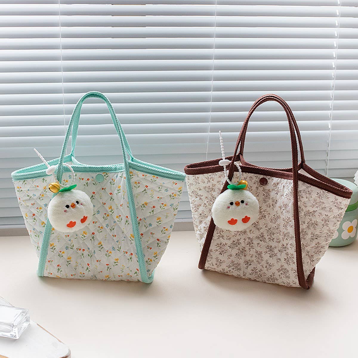 Quilted Canvas Tote Bag ??Fresh & Cute_CWAB5602