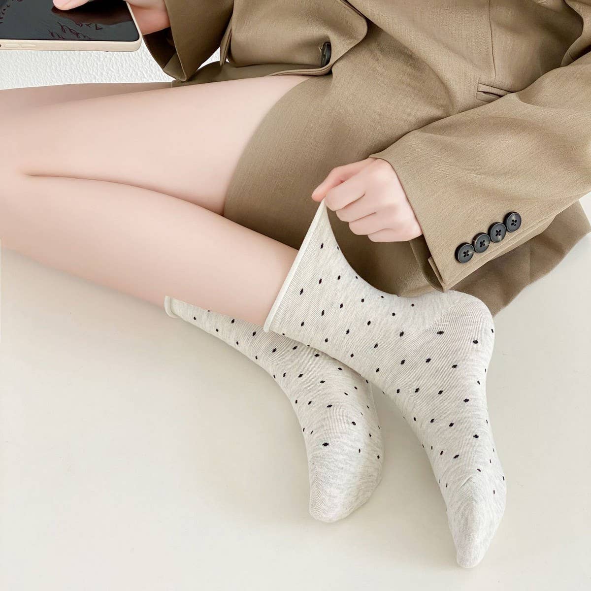 NEW AUTUMN LOVE BREATHABLE MIDDLE TUBE SOCKS