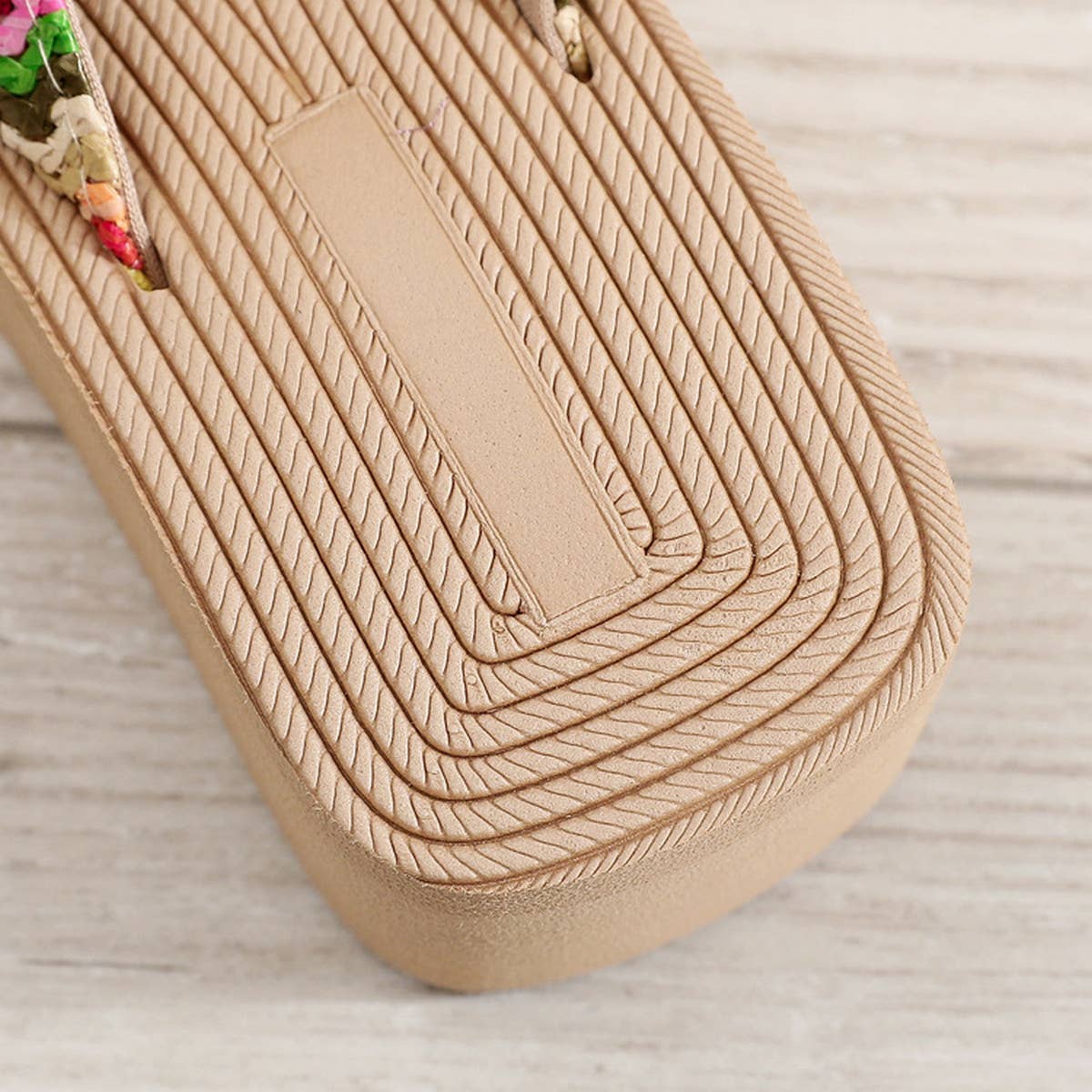 WOMEN FASHION NON-SLIP FLIP-FLOPS