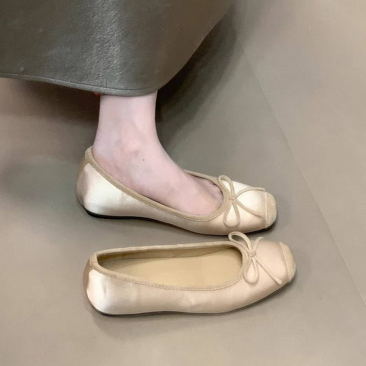 Ballet Mary Janes with Hidden Wedge & Bow_CWSHF0152