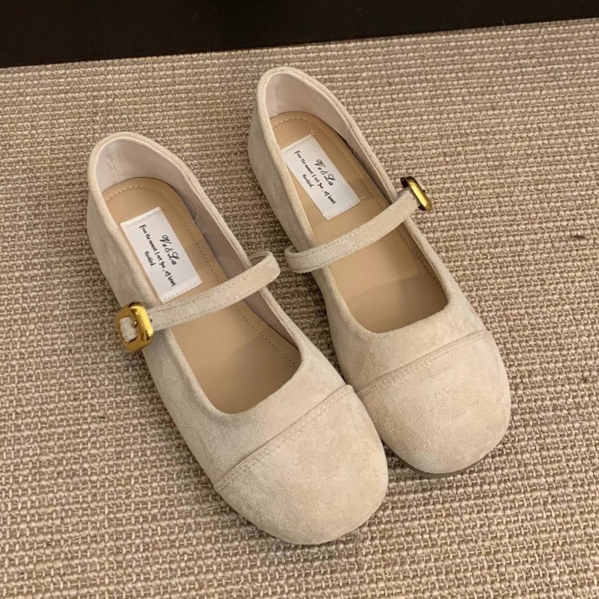 Soft Sole Round Toe Mary Jane Flats for Women_CWSHF0069