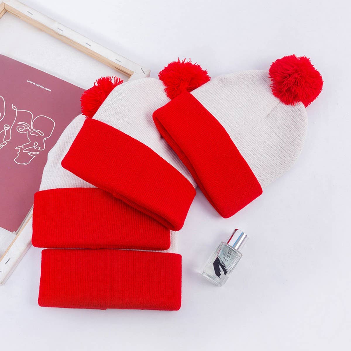 CWAH04338_CHRISTMAS STRIPED KNIT POM POM BEANIE HAT