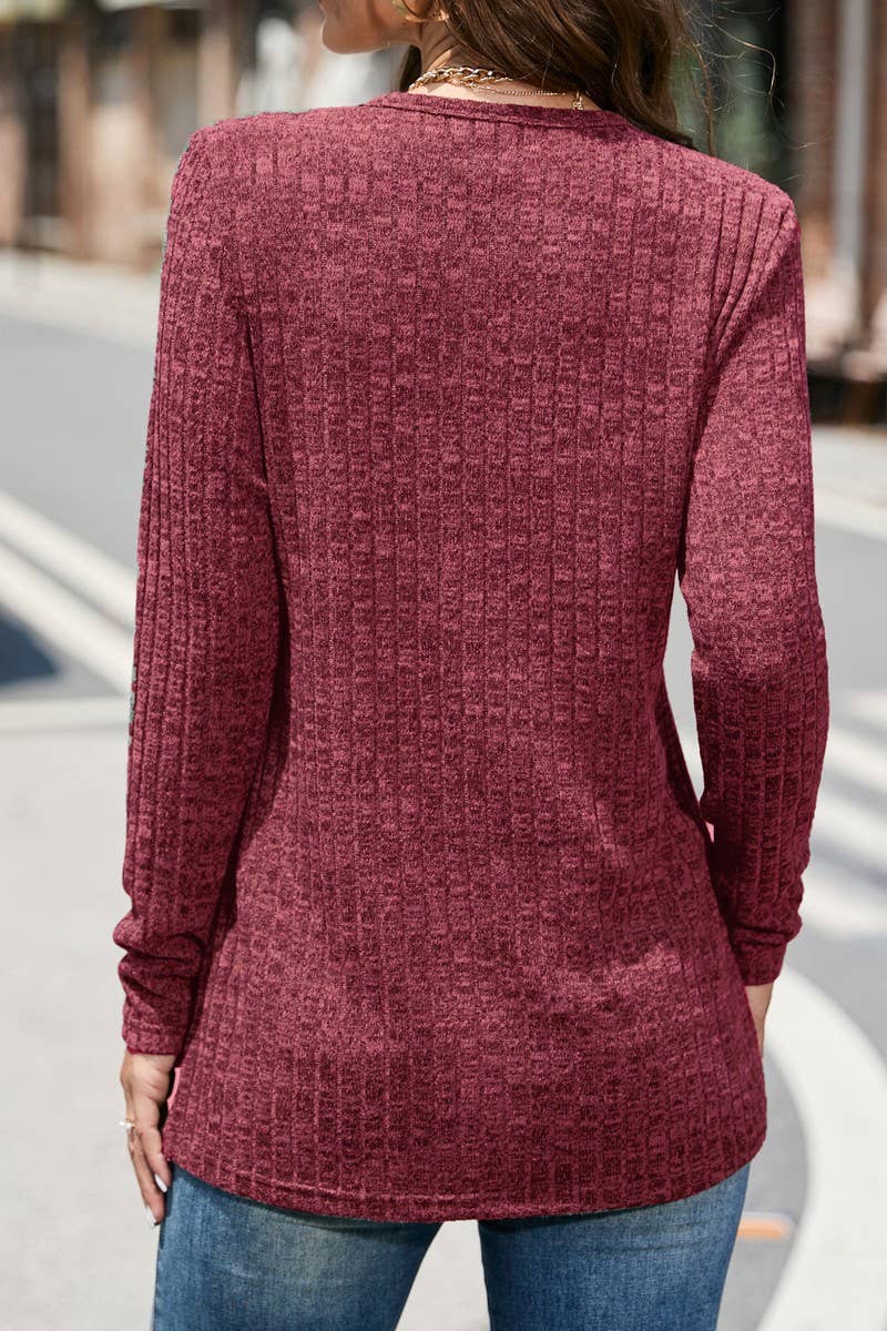 CWTBLL1630_RIBBED CREW NECK BUTTON-DOWN TOP