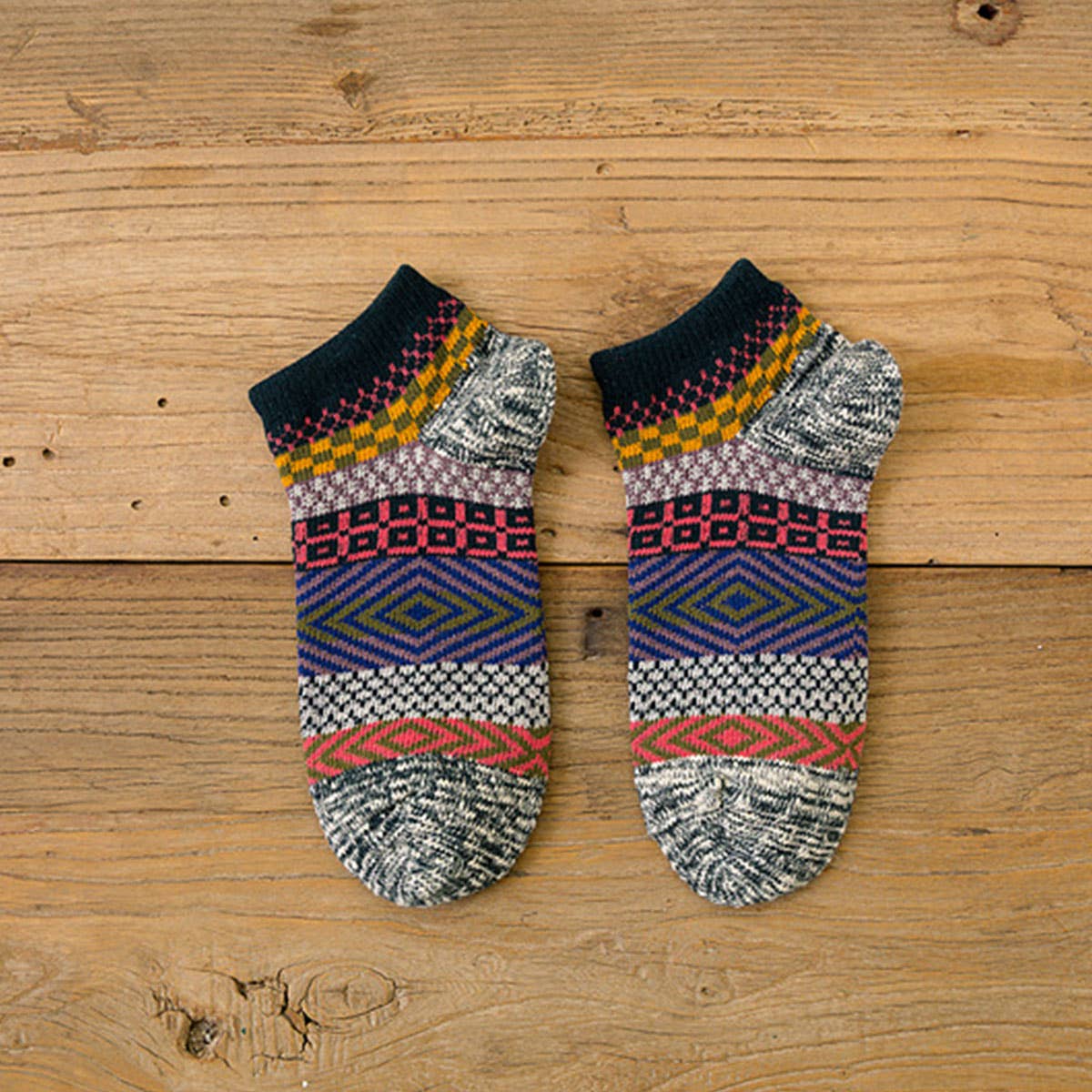 5PCS/SET ALPACA VINTAGE FLORAL PATTERN SOCKS_CWMS0207