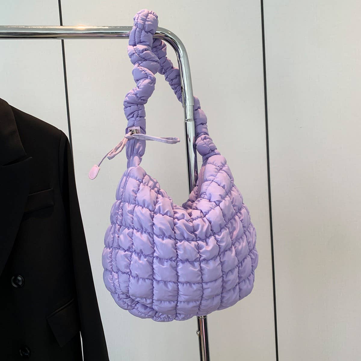 Cloud Pouch Shoulder Crossbody Bag_CUAB00499