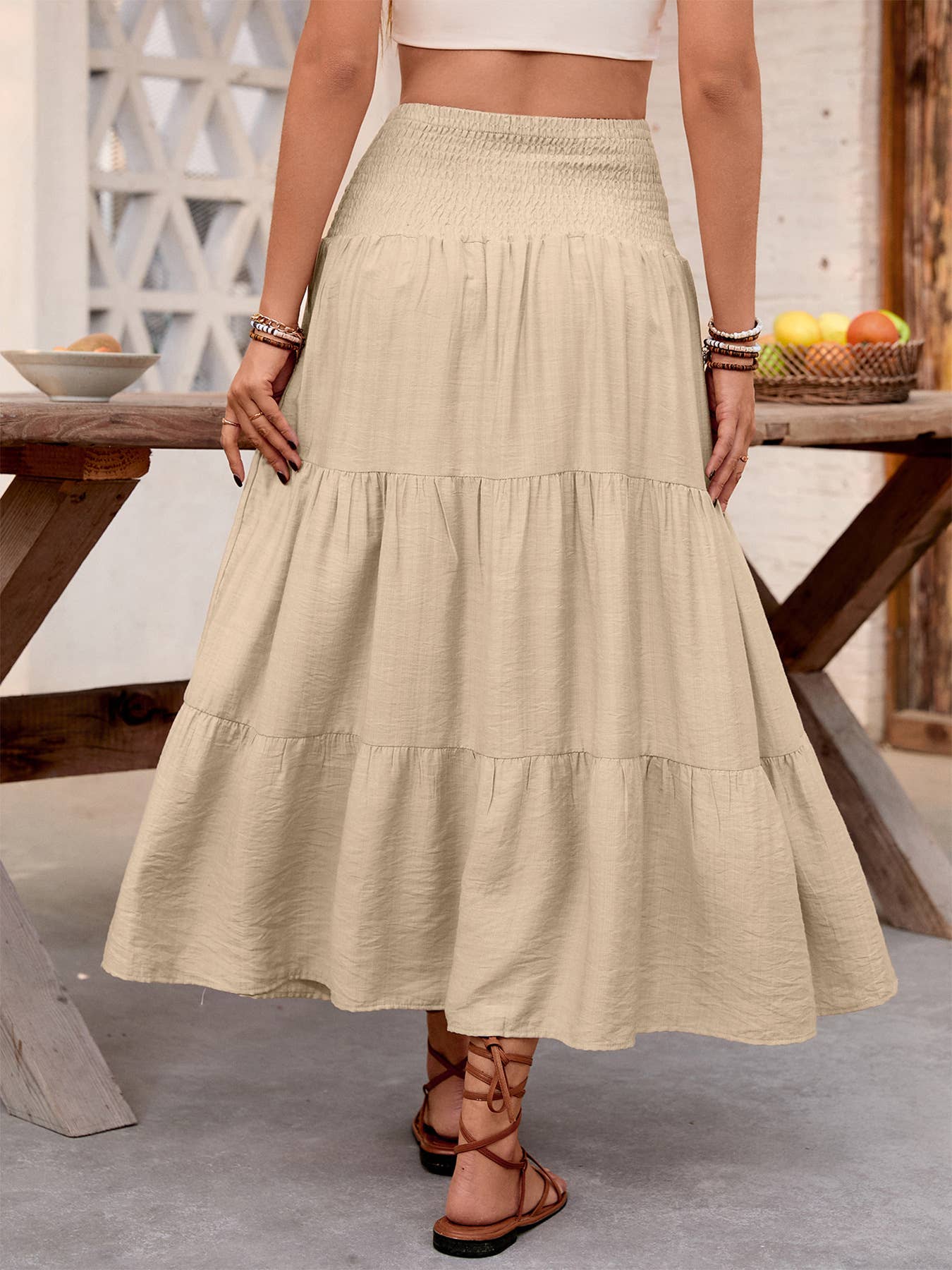 A casual solid-color layered tie A-line skirt