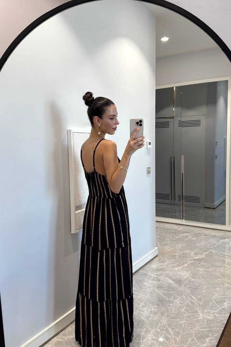 CWDMD6496_GEOMETRIC PRINT V-NECK PLEATED MAXI DRESS