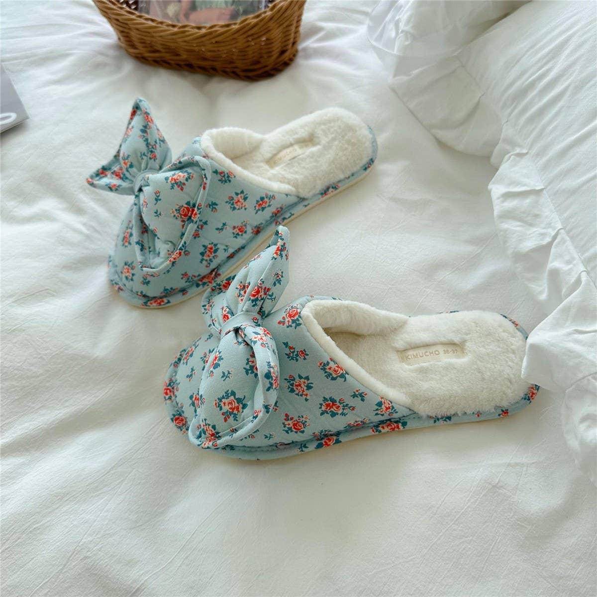BOWKNOT WINTER PLUSH OPEN-TOED HOME SLIPPERS_CWMM2975