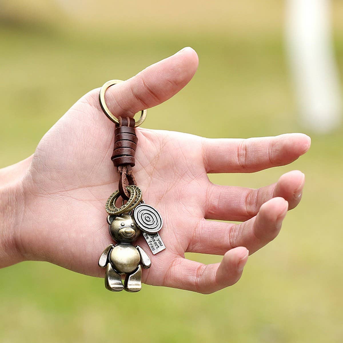 MOVABLE CARTOON BEAR LEATHER KEYCHAIN